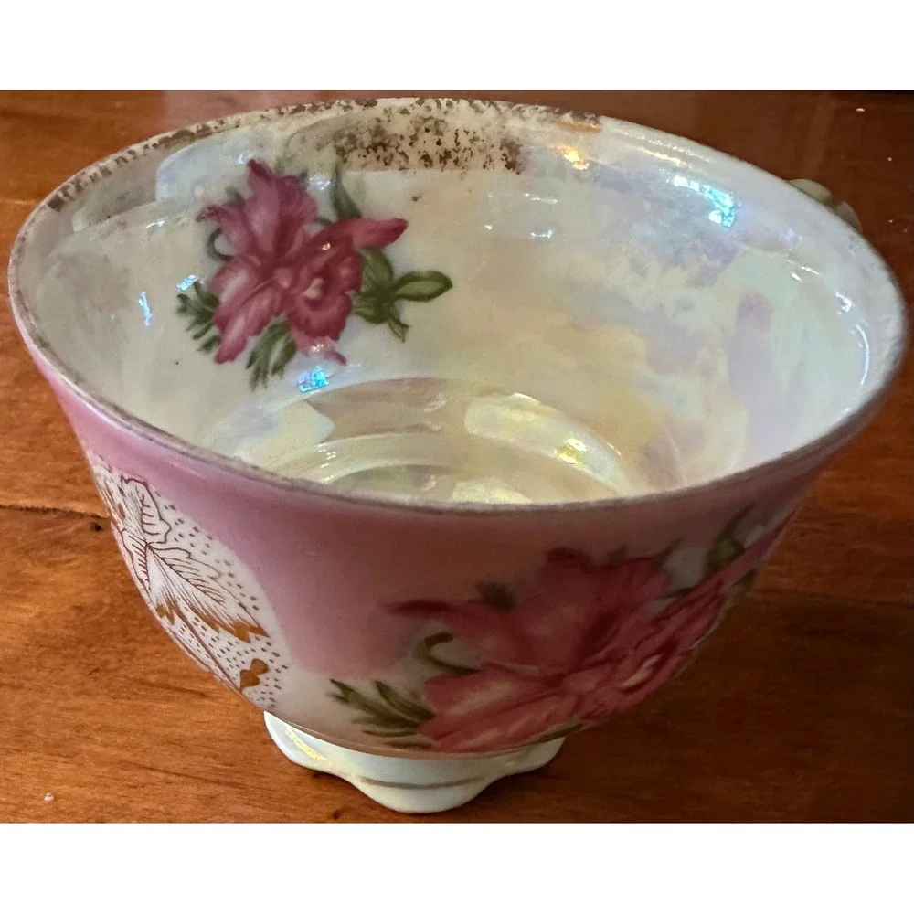Vintage Set of 2 Japanese Teacups Pink Floral Iridescent Gold Trim‎
